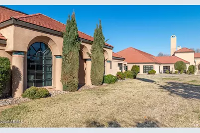 13818 N Thunderbird Boulevard, Sun City, AZ 85351 - Photo 10