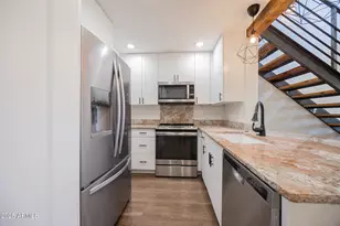 8625 E Belleview Pl, Scottsdale, AZ 85257 - Photo 10