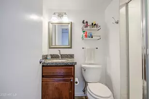 207 W Clarendon Ave, Phoenix, AZ 85013 - Photo 34