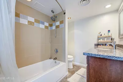 207 W Clarendon Avenue #20B, Phoenix, AZ 85013 - Photo 24