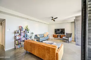 207 W Clarendon Ave, Phoenix, AZ 85013 - Photo 10