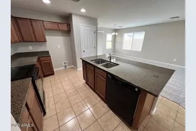 1223 W Desert Seasons Drive, San Tan Valley, AZ 85143 - Photo 8