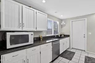 1403 W Palomino Dr, Chandler, AZ 85224 - Photo 6