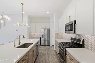 1973 W Kinfield Trail, Phoenix, AZ 85085 - Photo 10