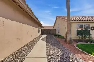 625 W Sagebrush St, Gilbert, AZ 85233 - Photo 8