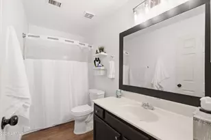 625 W Sagebrush St, Gilbert, AZ 85233 - Photo 32