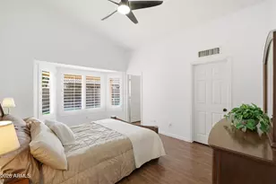 625 W Sagebrush St, Gilbert, AZ 85233 - Photo 24