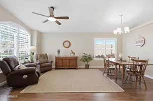 625 W Sagebrush St, Gilbert, AZ 85233 - Photo 10