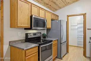 2677 Palomino Trail, Overgaard, AZ 85933 - Photo 16