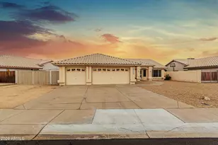 17511 N 85th Dr, Peoria, AZ 85382 - Photo 4