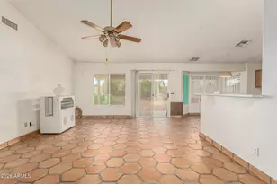 17511 N 85th Dr, Peoria, AZ 85382 - Photo 10