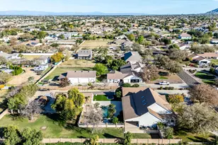 2552 E Ridgewood Ln, Gilbert, AZ 85298 - Photo 76