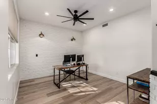 2552 E Ridgewood Ln, Gilbert, AZ 85298 - Photo 32