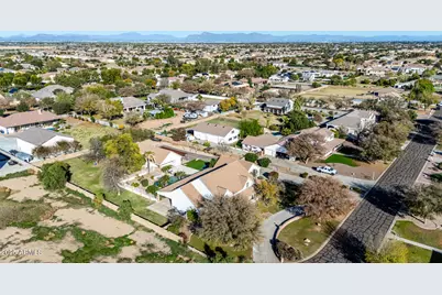 2552 E Ridgewood Lane, Gilbert, AZ 85298 - Photo 64