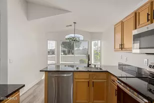 20938 N 86th Ave, Peoria, AZ 85382 - Photo 12