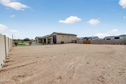 2120 W Tanya Trail, Phoenix, AZ 85086 - Photo 32