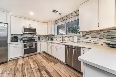 3827 N 85th Place, Scottsdale, AZ 85251 - Photo 4