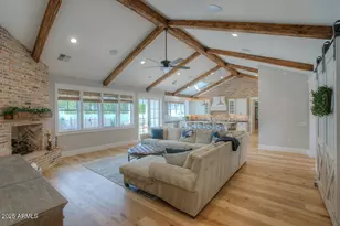 4535 E Calle Ventura, Phoenix, AZ 85018 - Photo 6