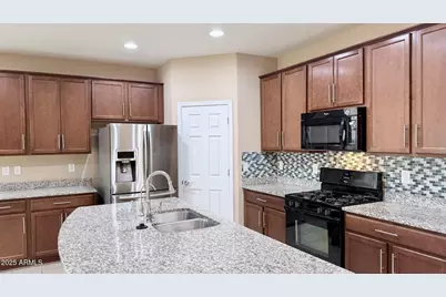 3021 S Sunland Drive, Chandler, AZ 85248 - Photo 14