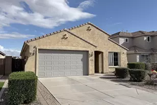 3021 S Sunland Dr, Chandler, AZ 85248 - Photo 1