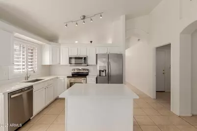 4302 E Wescott Drive, Phoenix, AZ 85050 - Photo 6