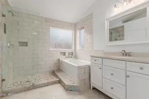 4302 E Wescott Dr, Phoenix, AZ 85050 - Photo 10