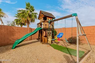 4302 E Wescott Dr, Phoenix, AZ 85050 - Photo 12