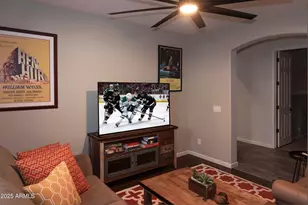 27039 N 75th Dr, Peoria, AZ 85383 - Photo 8