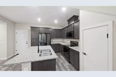 779 E Doral Avenue #102, Gilbert, AZ 85297 - Photo 8