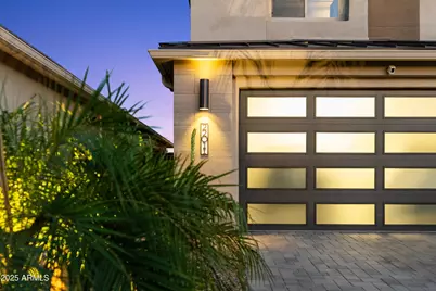 22011 N 34th Way, Phoenix, AZ 85050 - Photo 2