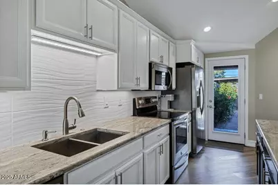 17225 N 16th Street #4, Phoenix, AZ 85022 - Photo 12