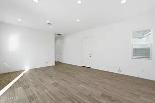 204 E Taurus Pl, Chandler, AZ 85249 - Photo 10