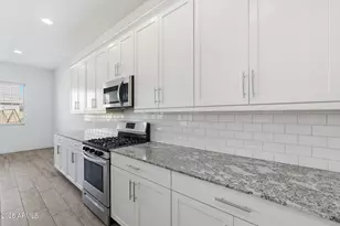 204 E Taurus Pl, Chandler, AZ 85249 - Photo 12