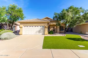 2432 E Cielo Grande Ave, Phoenix, AZ 85024 - Photo 2