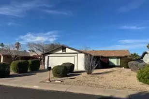 3918 E Dahlia Dr, Phoenix, AZ 85032 - Photo 2