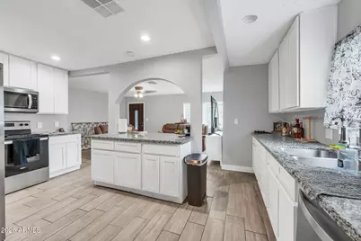 2302 E Yale Street, Phoenix, AZ 85006 - Photo 6