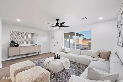 2937 E Libby Street, Phoenix, AZ 85032 - Photo 2