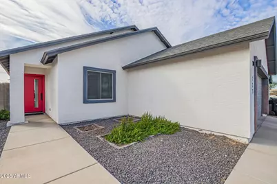 723 E Desert Drive S, Phoenix, AZ 85042 - Photo 6