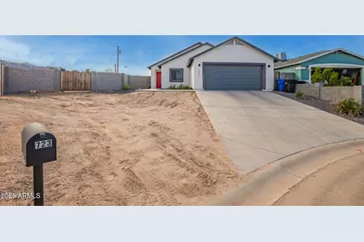 723 E Desert Drive S, Phoenix, AZ 85042 - Photo 4