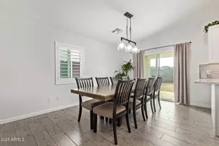 723 E Desert Dr S, Phoenix, AZ 85042 - Photo 12