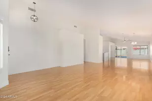 8338 W Paradise Dr, Peoria, AZ 85345 - Photo 8