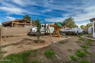 7534 W Georgia Ave, Glendale, AZ 85303 - Photo 36