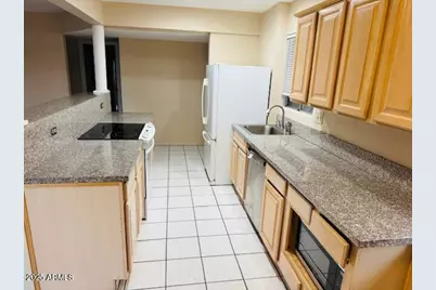 13705 N 98th Avenue #B, Sun City, AZ 85351 - Photo 14