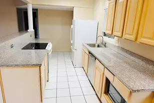 13705 N 98th Ave, Sun City, AZ 85351 - Photo 10