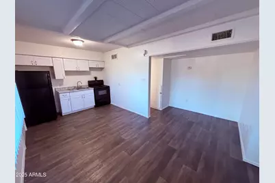 6802 W Glendale Avenue #22, Glendale, AZ 85303 - Photo 4