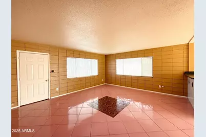 617 W Minton Street, Phoenix, AZ 85041 - Photo 6
