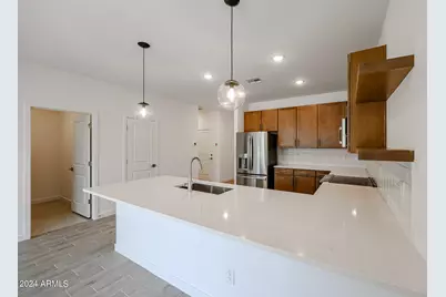 7811 N 79th Drive, Glendale, AZ 85303 - Photo 4