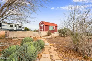 5778 E Mountain View Rd, Hereford, AZ 85615 - Photo 10