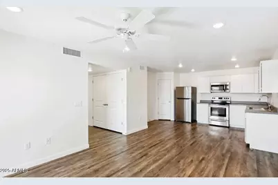 12945 W Greenway Road #36, El Mirage, AZ 85335 - Photo 4