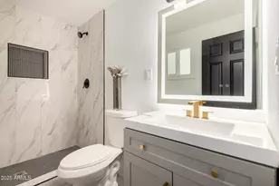 3774 E Evans Dr, Phoenix, AZ 85032 - Photo 16